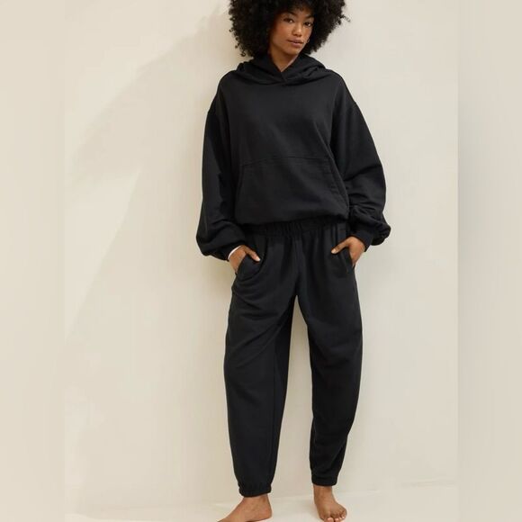 aerie Tops - aerie True Black Jet Setter Matching Hoodie Jogger Sweat Set